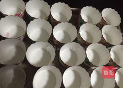 纸杯蛋糕的做法图解2