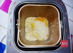 沐浴椰香面包的做法图解3
