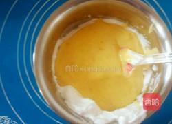 香蕉萨瓦林戚风蛋糕的做法图解12