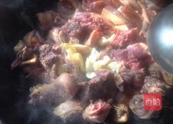 酱香烧鸭的做法图解1