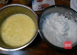 双色可可蛋糕卷的做法图解4