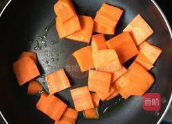 胡萝卜炒土豆片的做法图解5