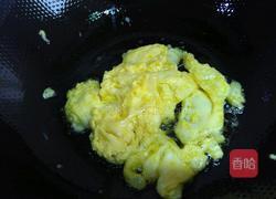 金针菇炒鸡蛋的做法图解4