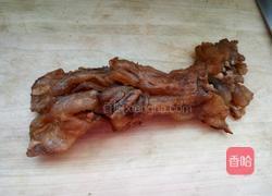大葱爆牛蹄筋的做法图解1