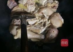 党参红枣炖鸡的做法图解3