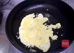 什锦吐司咖喱炒饭的做法图解2