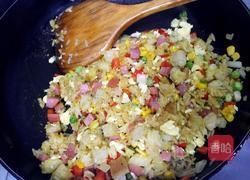 什锦吐司咖喱炒饭的做法图解10