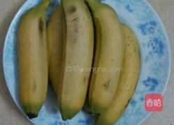 炸芝麻香蕉的做法图解1