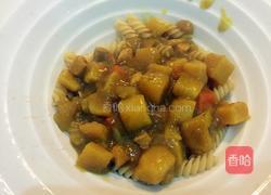 咖喱鸡肉螺旋意面的做法图解4