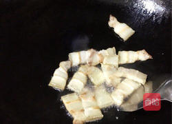 五花肉炒蒜苗的做法图解5