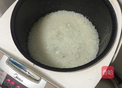 瘦肉焗饭的做法图解2