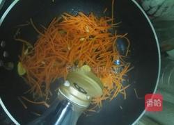 蚝油菠菜胡萝卜丝的做法图解8