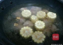 胡萝卜玉米烧排骨的做法图解7