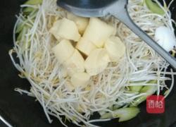 豆芽焖豆腐的做法图解7