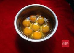香椿炒鸡蛋的做法图解3