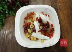 响螺片淮山枸杞汤的做法图解4