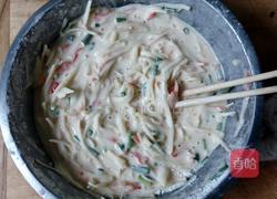 土豆丝甜椒饼的做法图解2