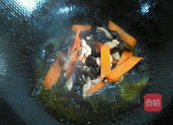 荸荠炒肉丝的做法图解5