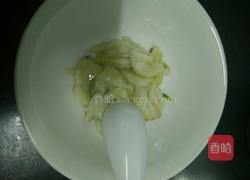 蒜泥西葫芦的做法图解2