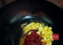 米饭杀手之酱爆咸鱼的做法图解2