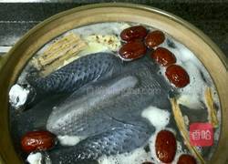 补气血乌鸡汤的做法图解1