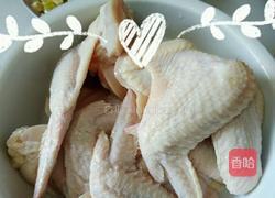 蜜汁儿蒜香鸡翅的做法图解1