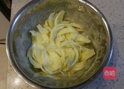 干炸圆葱的做法图解3