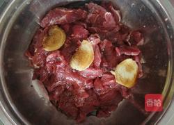 水煮牛肉片的做法图解2