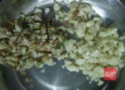 花生炒鸭的做法图解3