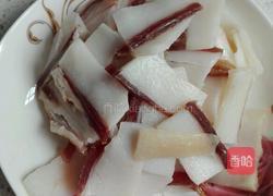 蒜苗腊肉的做法图解1