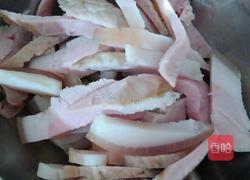 五花肉烧杏鲍菇的做法图解3