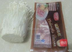 培根金针菇卷的做法图解1