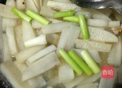 鱼🐠头焖萝卜的做法图解4