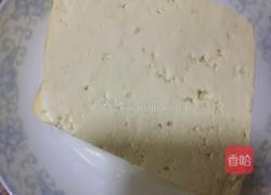 蒜蓉香煎豆腐的做法图解1