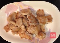 菠萝青椒炒龙利鱼块的做法图解3