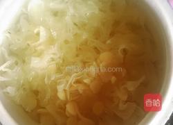 银耳南北杏木瓜糖水的做法图解3
