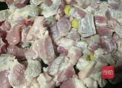 黄焖猪肉的做法图解3