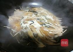 芝麻叶绿豆面条的做法图解7