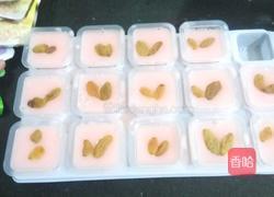 草莓葡萄干布丁的做法图解6