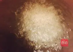 Illustration of how to make tomato meat sauce pasta 1