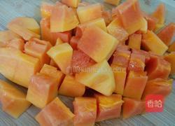 鲜浓木瓜汁的做法图解2