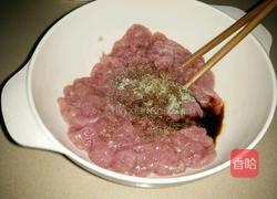 香辣肉丝的做法图解1