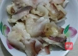 土豆片炒腊肉的做法图解1