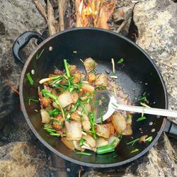 炒腊肉（野炊记）