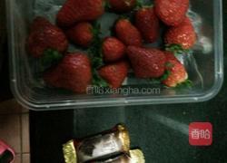 巧克力草莓的做法图解1