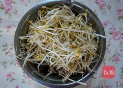 辣味鸡丝银牙的做法图解1