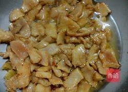花菜炒鸡胸肉的做法图解8