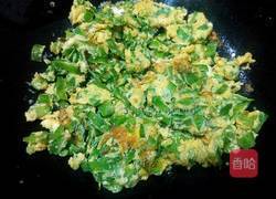 荷兰豆煎蛋的做法图解7