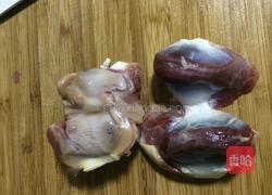 辣椒炒鸭胗的做法图解1