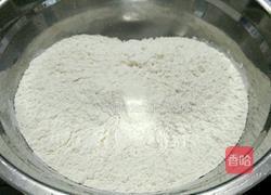 香菇笋丁肉馅饼的做法图解1